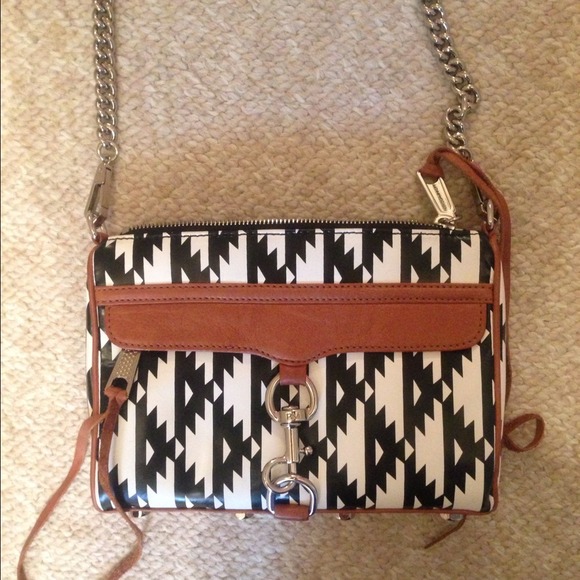 💢SOLD💢  Rebecca Minkoff Mini M.A.C. - Picture 2 of 4