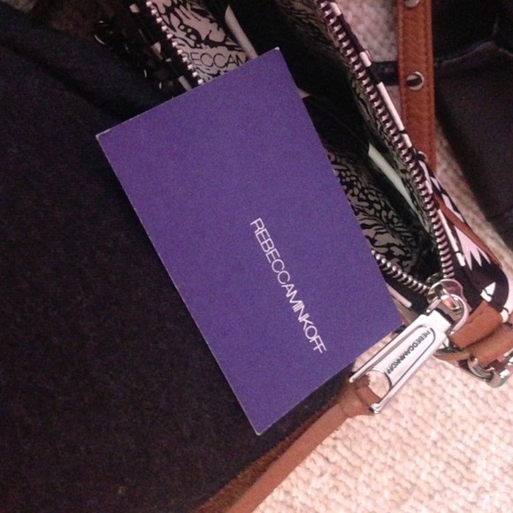 💢SOLD💢  Rebecca Minkoff Mini M.A.C. - Picture 4 of 4