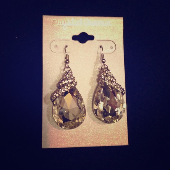 Earrings. Pictures are with and without flash
