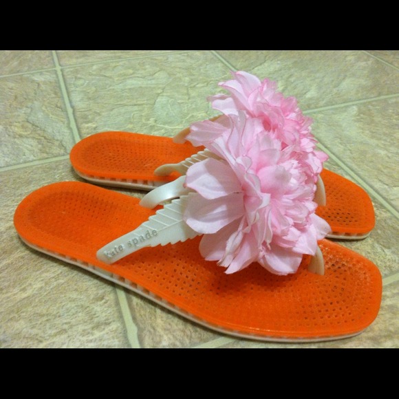 *KATE SPADE* Gorgeous Pink Bella Floral Flip Flops - Picture 4 of 4