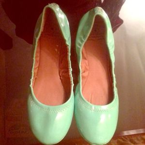 Sea foam green Lucky brand size 8 flats!