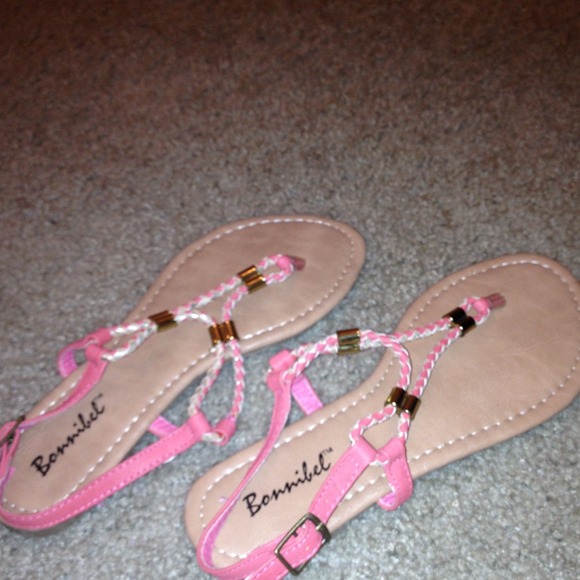 Sandals - Picture 3 of 3
