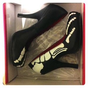 Rockabilly Skeleton Heels
