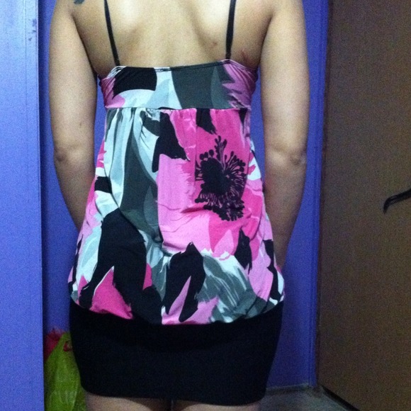 Dress - Picture 2 of 2