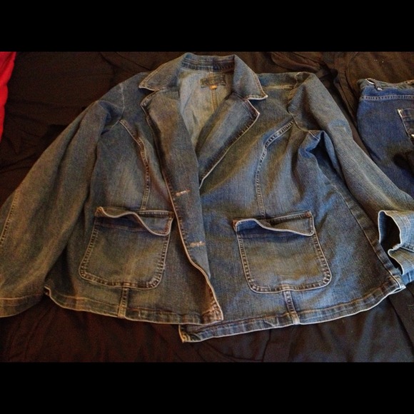 Bundle of @omj1127 Plus size denim blazer & shirt