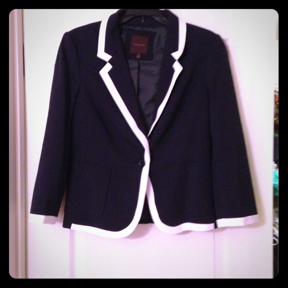 Limited blazer