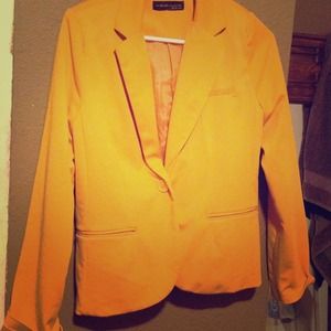 Cute Yellow blazer