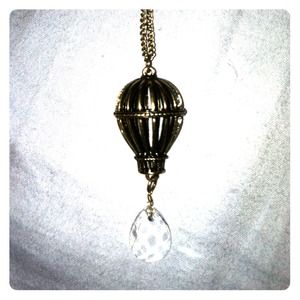 SALE! Hot Air Balloon necklace, NWOT