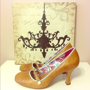 Steve Madden low heels