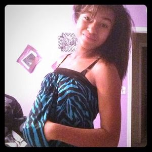 Cute shiny fancy strapless shirt !