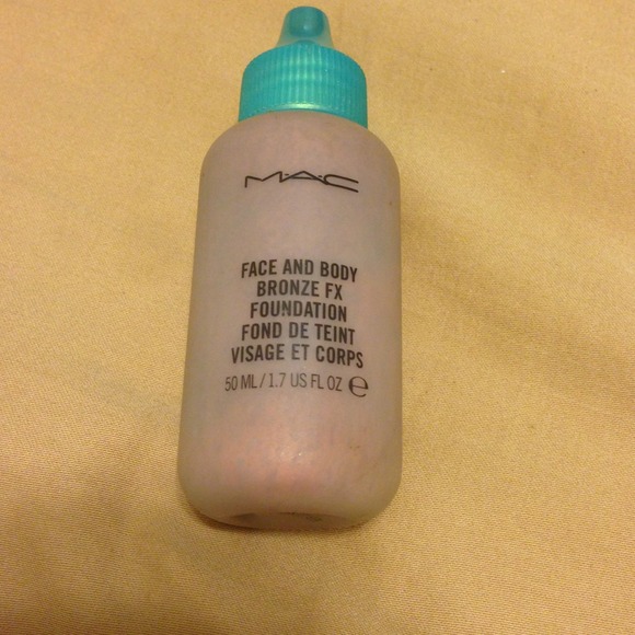 Sold!! LE MAC Face&Body Bronze Fx Found.