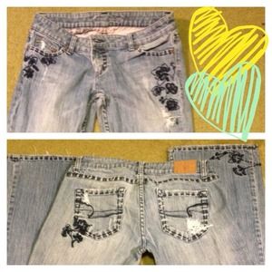 American Eagle distressed flower embroidered jeans