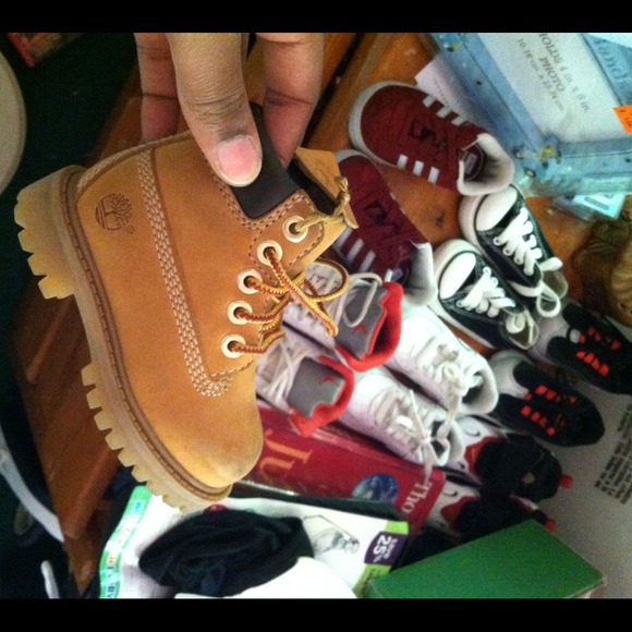 Looking for spikes for timberlands