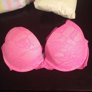 SOLD! Victoria's Secret bio fit