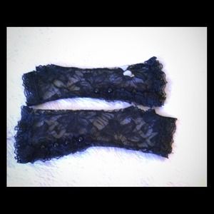 Black lace gloves