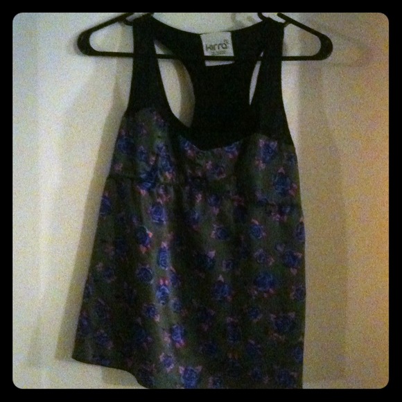 Cute flower top from Pac Sun!