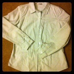 Forever 21 button down shirts