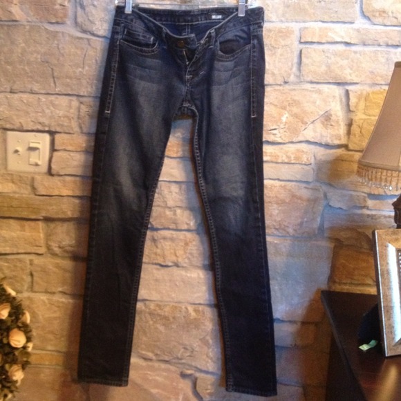 Skinny jeans