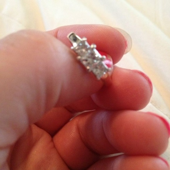 SOLD - Picture 3 of 4