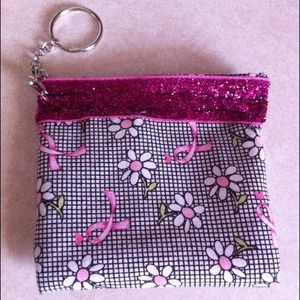 Coin purse to match pink and daisies purse