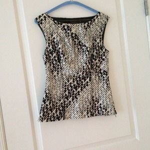 The Limited Sleeveless zip up blouse