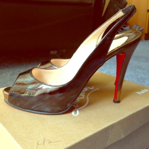**SOLD** Christian Louboutin