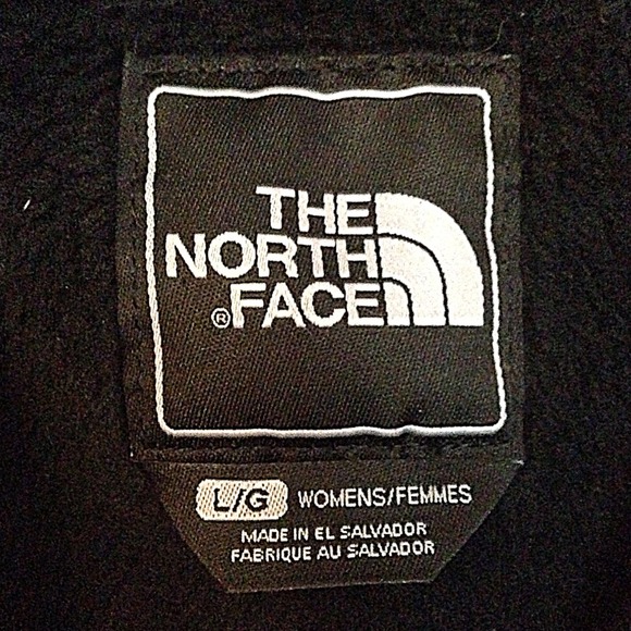 🎉 SOLD 🎉 North Face jacket for Ladies - Picture 3 of 4