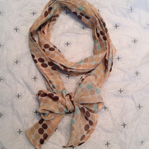 Skinny polka dot scarf