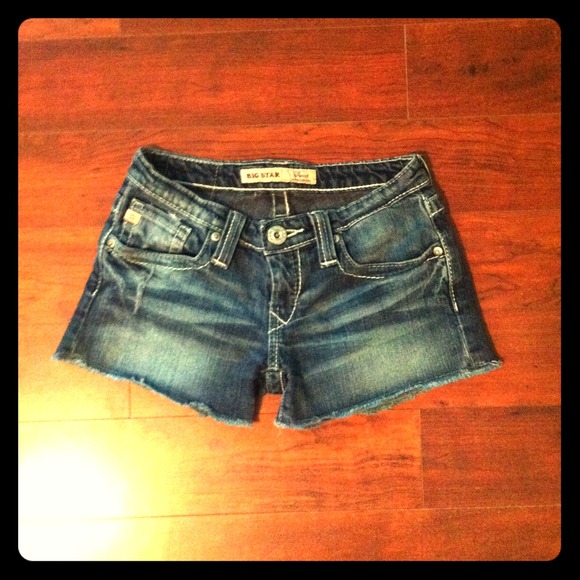 Big Star "Sweet" Shorts. Size 26.