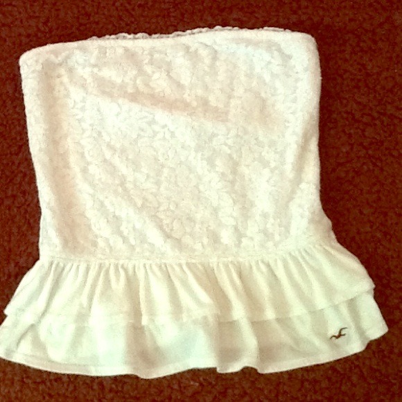 Hollister lace shirt🎀