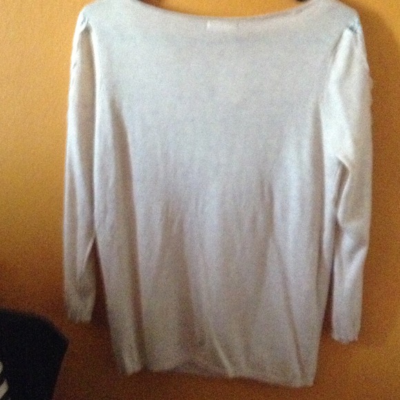 Long sleeved  oatmeal colored shirt - Picture 2 of 2