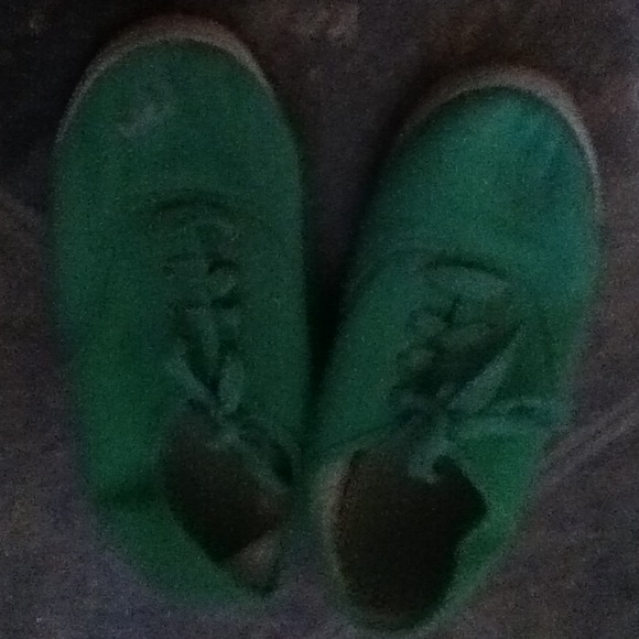 Green shoes