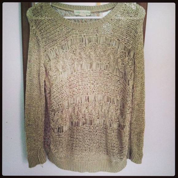 ***SOLD***Staring at Stars sweater🎀