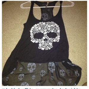 Hi low skull tank top