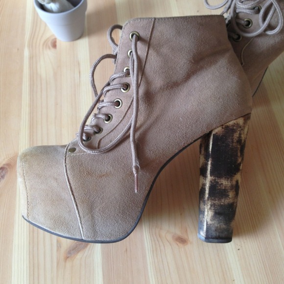 Jeffrey Campbell Lita in taupe suede size 6.5M