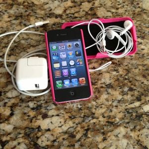 💢SOLD💢Unlocked IPhone4  16g