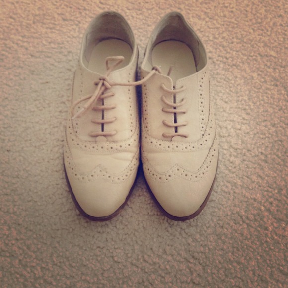 Forever 21 Shoes - Beige oxfords