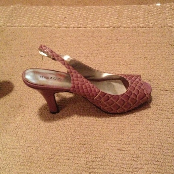 SOLD - Picture 3 of 3