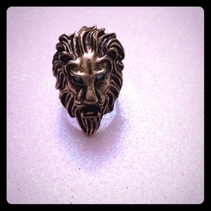 Lion ring
