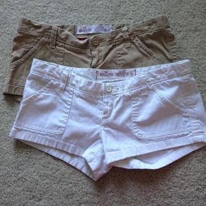 Hollister shorts bundle in khaki and white