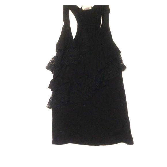 Lace ruffle tank top. Perfect for summer concerts!