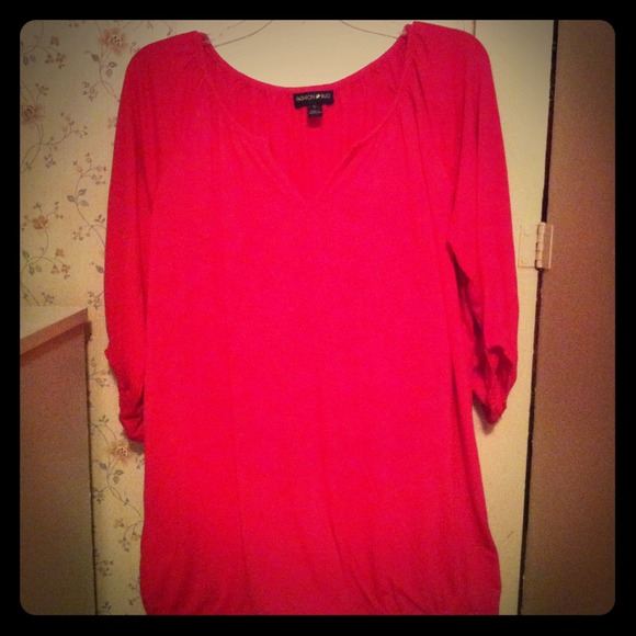 Midsleeve Pink Dress Top...