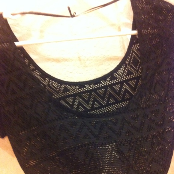 Black mesh tribal crop top from foreign exchange! - Picture 3 of 3