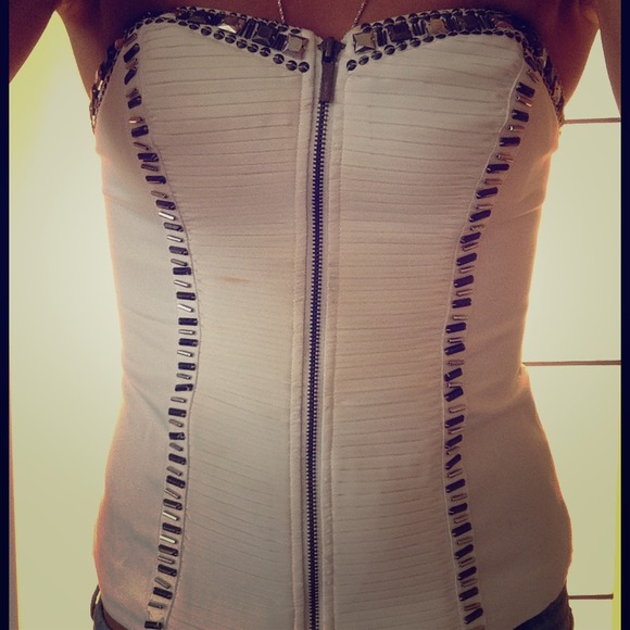 Corset be be