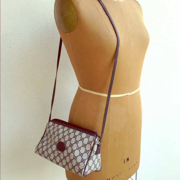 SOLD!!Authentic Gucci Purse