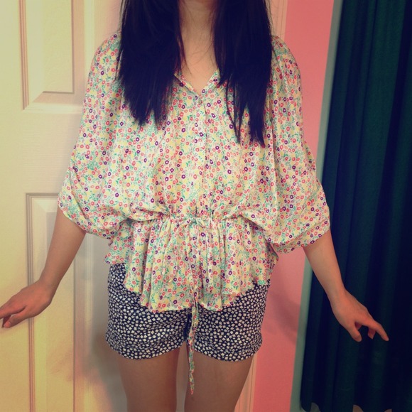 Colorful floral blouse!!! <3
