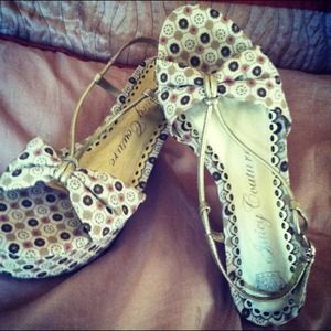 Authentic Juicy Couture Floral Wedges. SIZE 7