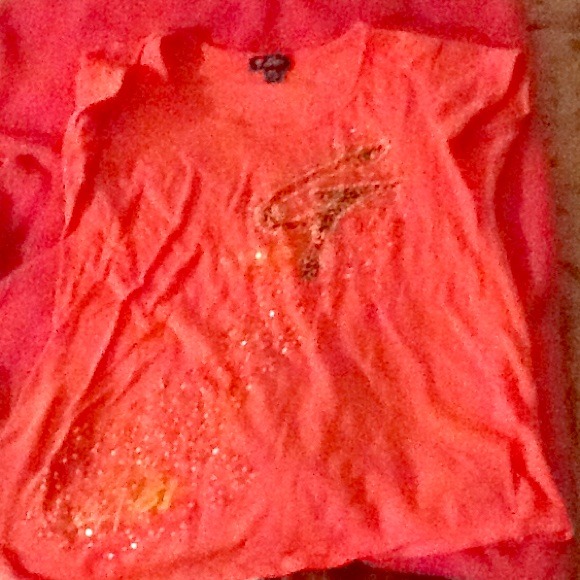 Orange tshirt