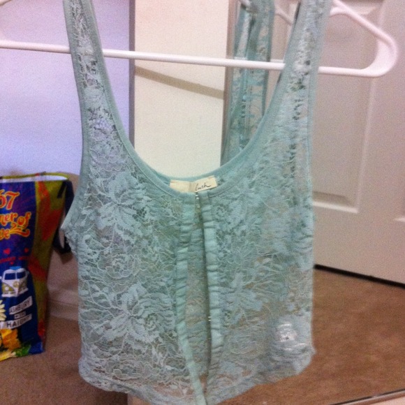 ❌SOLD❌Lace blue tank