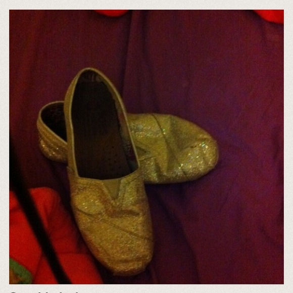 Bundle - Picture 2 of 2